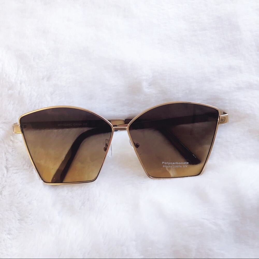 Aubrey Brown Gradient Vintage Oversized Sunglasses